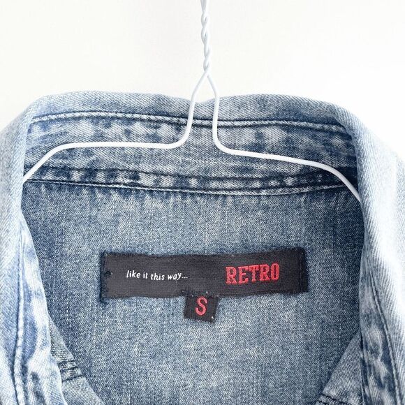 Retro Mens Button Down Denim Shirt Long Sleeve Chest Pockets Light Wash Small - Picture 3 of 7